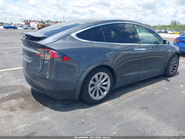 45368590 :رقم المزاد ، 5YJXCBE20GF015525 vin ، 2016 Tesla Model X مزاد بيع