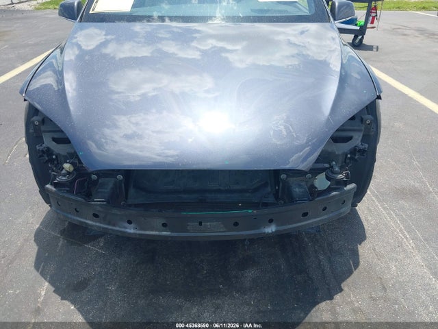 Продаж на аукціоні авто 2016 Tesla Model X, vin: 5YJXCBE20GF015525, номер лоту: 45368590