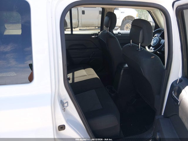 1C4NJPBA7GD726197 Jeep Patriot Sport