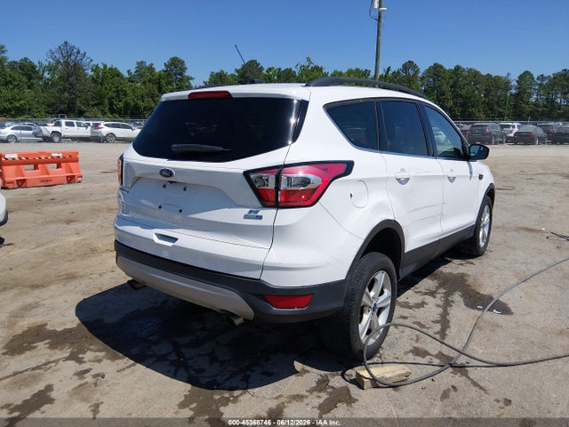 Ford ESCAPE SE 2017 1FMCU9G93HUD62298 Image 4