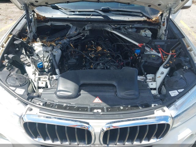 45368753 :رقم المزاد ، 5UXKS4C53F0N06544 vin ، 2015 Bmw X5 Xdrive35d مزاد بيع