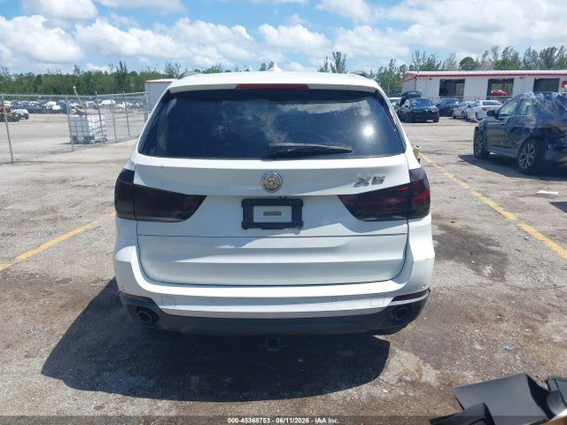 45368753 :رقم المزاد ، 5UXKS4C53F0N06544 vin ، 2015 Bmw X5 Xdrive35d مزاد بيع
