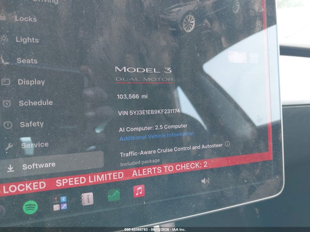 45368763 :رقم المزاد ، 5YJ3E1EB9KF231174 vin ، 2019 Tesla Model 3 Long Range/performance مزاد بيع