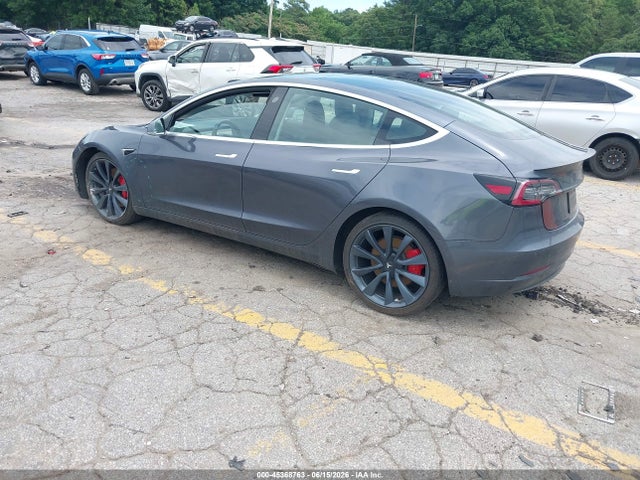 45368763 :رقم المزاد ، 5YJ3E1EB9KF231174 vin ، 2019 Tesla Model 3 Long Range/performance مزاد بيع