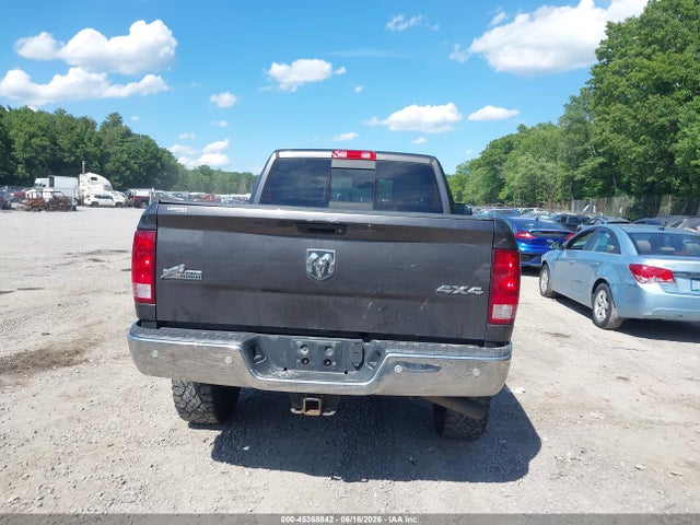 45368842 :رقم المزاد ، 3C6UR5DJ0HG518275 vin ، 2017 Ram 2500 Big Horn  4x4 6'4 Box مزاد بيع