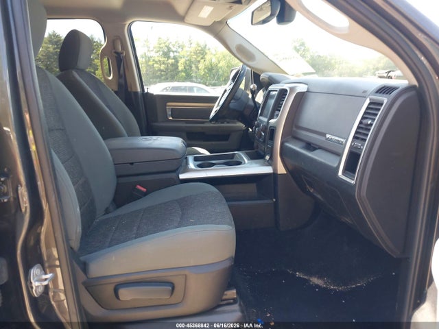 45368842 :رقم المزاد ، 3C6UR5DJ0HG518275 vin ، 2017 Ram 2500 Big Horn  4x4 6'4 Box مزاد بيع