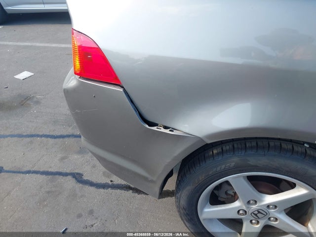 45368859 :رقم المزاد ، JH4DC54852C033372 vin ، 2002 Acura Rsx مزاد بيع