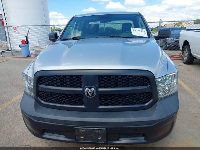 1C6RR6KG3JS303622 RAM 1500 Tradesman 4x2 5&#039;7 Box