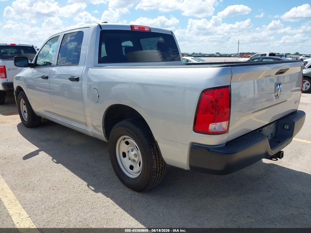 1C6RR6KG3JS303622 RAM 1500 Tradesman 4x2 5&#039;7 Box