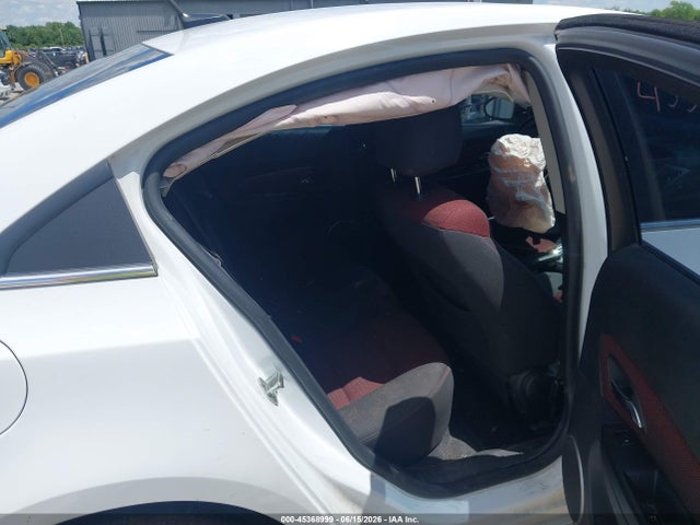1G1PC5SB7E7407225 Chevrolet Cruze 1lt Auto
