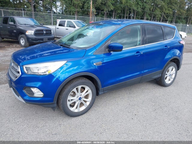 Ford ESCAPE SE 2017 1FMCU9GD9HUE50292 Image 2