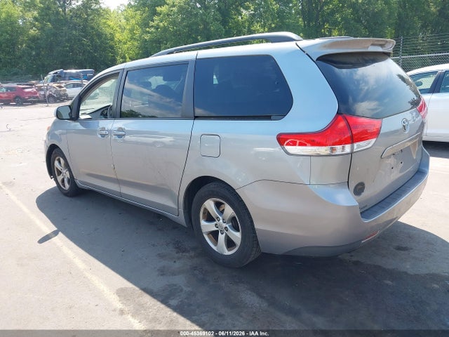 Продажа на аукционе авто 2013 Toyota Sienna Le V6 8 Passenger, vin: 5TDKK3DC4DS324855, номер лота: 45369102
