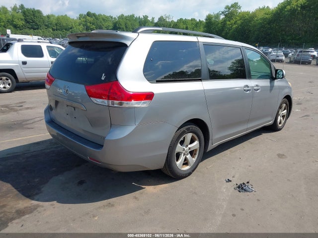 Продажа на аукционе авто 2013 Toyota Sienna Le V6 8 Passenger, vin: 5TDKK3DC4DS324855, номер лота: 45369102