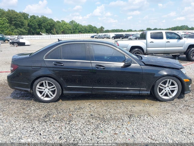 45369108 :رقم المزاد ، WDDGF8AB4DR285532 vin ، 2013 Mercedes-benz C 300 Sport 4matic مزاد بيع