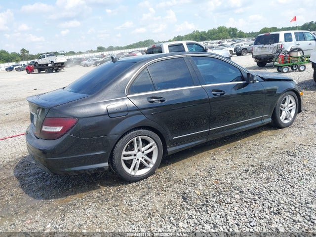 45369108 :رقم المزاد ، WDDGF8AB4DR285532 vin ، 2013 Mercedes-benz C 300 Sport 4matic مزاد بيع