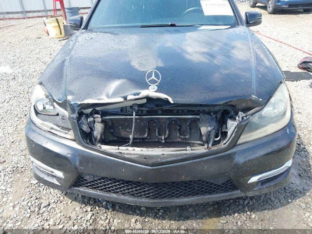 45369108 :رقم المزاد ، WDDGF8AB4DR285532 vin ، 2013 Mercedes-benz C 300 Sport 4matic مزاد بيع