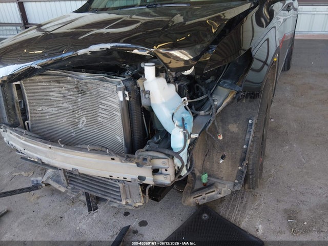 Auction sale of the 2019 Chevrolet Traverse Premier, vin: 1GNERKKW7KJ137238, lot number: 45369161