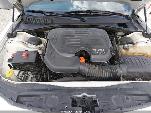 Aukcja sprzedaży 2015 Chrysler 300 300s, vin: 2C3CCABGXFH743245, numer aukcji: 45369187