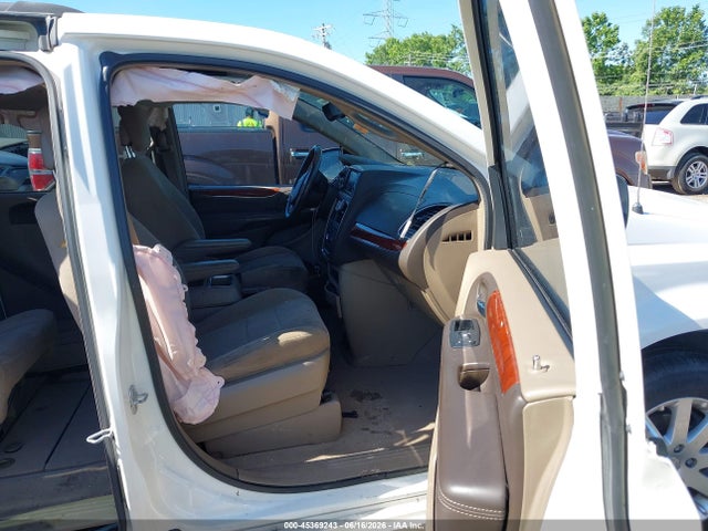 45369243 :رقم المزاد ، 2C4RC1BG9DR745937 vin ، 2013 Chrysler Town & Country Touring مزاد بيع