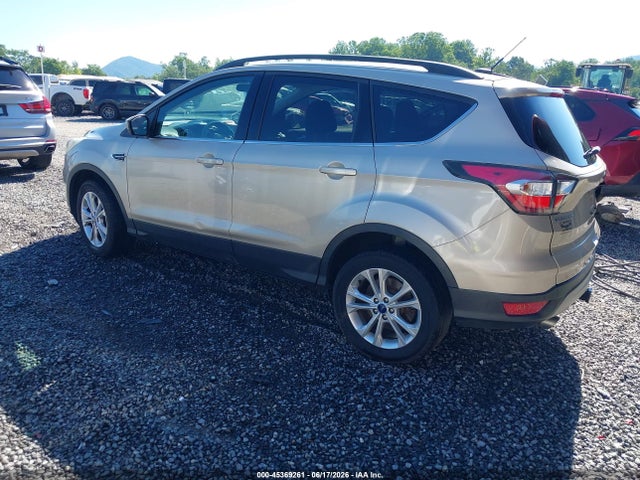 Ford ESCAPE SE 2017 1FMCU9G9XHUB50742 Image 3