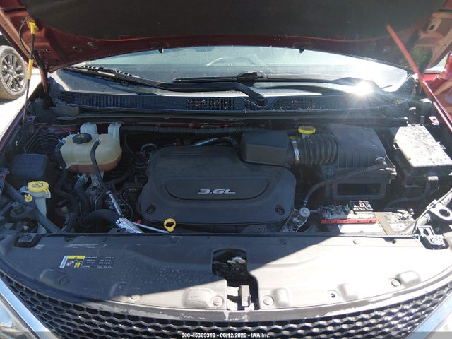 Продаж на аукціоні авто 2017 Chrysler Pacifica Touring-l, vin: 2C4RC1BG1HR576471, номер лоту: 45369319