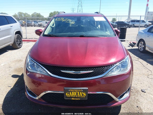 Продаж на аукціоні авто 2017 Chrysler Pacifica Touring-l, vin: 2C4RC1BG1HR576471, номер лоту: 45369319