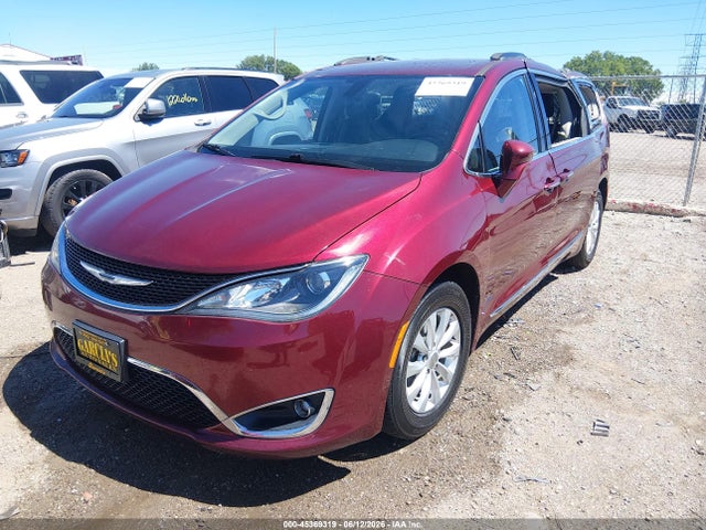 Продаж на аукціоні авто 2017 Chrysler Pacifica Touring-l, vin: 2C4RC1BG1HR576471, номер лоту: 45369319
