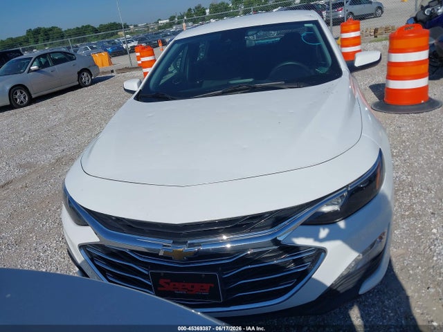1G1ZD5ST1PF200983 Chevrolet Malibu Fwd 1lt