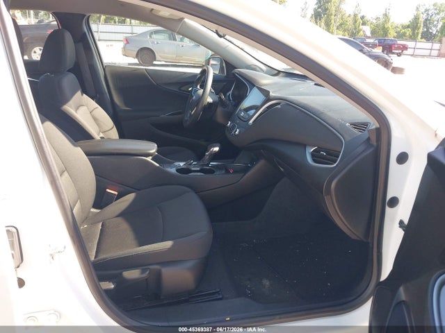 1G1ZD5ST1PF200983 Chevrolet Malibu Fwd 1lt