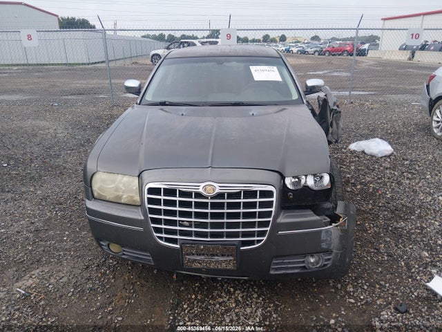 2010 Chrysler 300 Touring/signature Series/executive Series მანქანა იყიდება აუქციონზე, vin: 2C3CA5CV0AH167555, აუქციონის ნომერი: 45369456