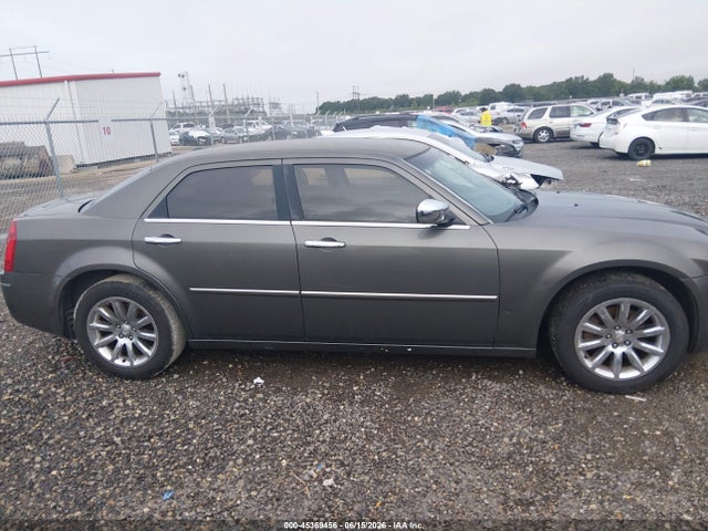 2010 Chrysler 300 Touring/signature Series/executive Series მანქანა იყიდება აუქციონზე, vin: 2C3CA5CV0AH167555, აუქციონის ნომერი: 45369456