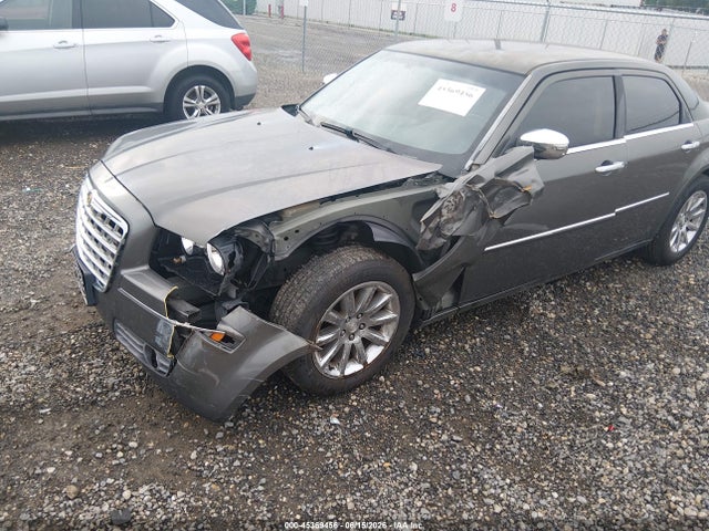 2010 Chrysler 300 Touring/signature Series/executive Series მანქანა იყიდება აუქციონზე, vin: 2C3CA5CV0AH167555, აუქციონის ნომერი: 45369456