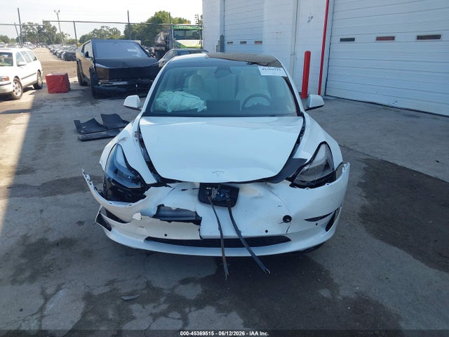 Tesla Model 3 Rear-wheel Drive 2022 5YJ3E1EA5NF329727 Image 12