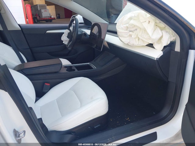 Tesla Model 3 Rear-wheel Drive 2022 5YJ3E1EA5NF329727 Image 5