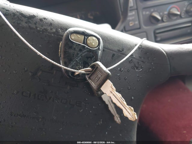 Продаж на аукціоні авто 1997 Chevrolet C1500 Fleetside, vin: 1GCEC19R4VE189752, номер лоту: 45369568