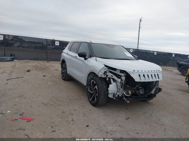 2024 Mitsubishi Outlander Se 2.5 2wd მანქანა იყიდება აუქციონზე, vin: JA4J3VA83RZ041500, აუქციონის ნომერი: 45369578