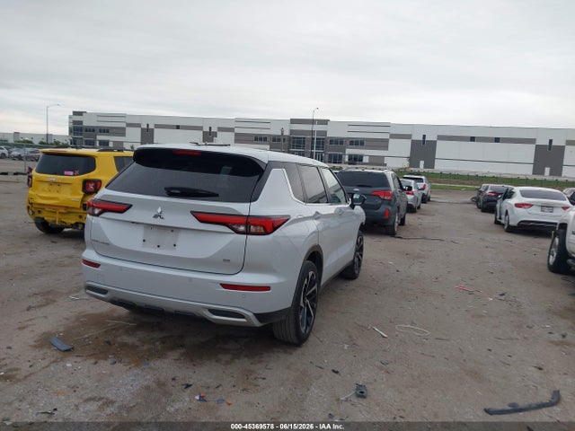 2024 Mitsubishi Outlander Se 2.5 2wd მანქანა იყიდება აუქციონზე, vin: JA4J3VA83RZ041500, აუქციონის ნომერი: 45369578