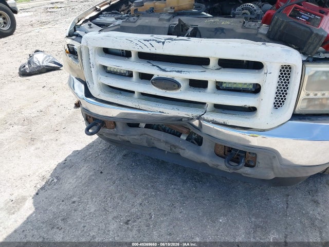 45369660 :رقم المزاد ، 1FTWW32F32ED59411 vin ، 2002 Ford F-350 Lariat/xl/xlt مزاد بيع