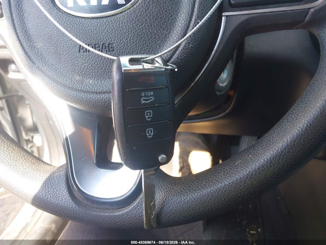 45369674 :رقم المزاد ، 5XXGT4L37GG028700 vin ، 2016 Kia Optima Lx مزاد بيع