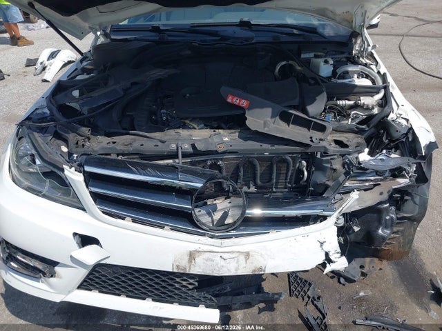45369680 :رقم المزاد ، WDDGF8AB6EG250780 vin ، 2014 Mercedes-benz C 300 Sport 4matic مزاد بيع