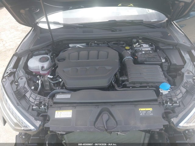 2025 Audi A3 Premium 40 Tfsi Quattro S Tronic მანქანა იყიდება აუქციონზე, vin: WAUGUDGY7SA126405, აუქციონის ნომერი: 45369697