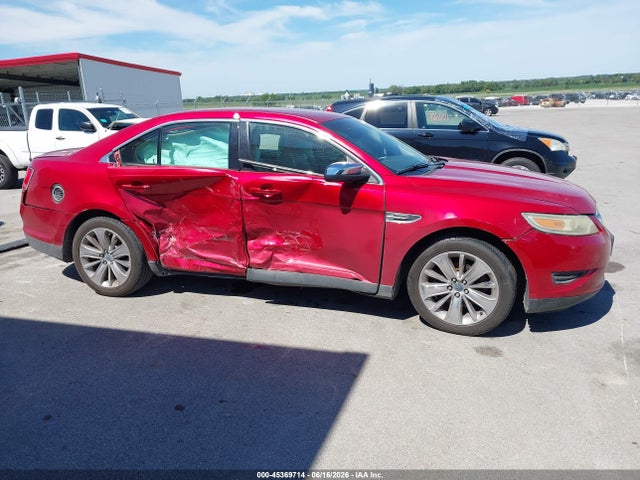 45369714 :رقم المزاد ، 1FAHP2FW3BG132224 vin ، 2011 Ford Taurus Limited مزاد بيع
