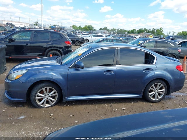 Продаж на аукціоні авто 2014 Subaru Legacy 2.5i Premium, vin: 4S3BMBD62E3014088, номер лоту: 45369757