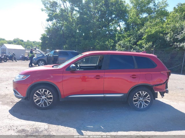Продажа на аукционе авто 2018 Mitsubishi Outlander Es, vin: JA4AD2A37JZ052844, номер лота: 45369769