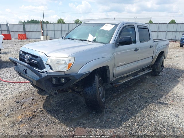 Toyota Tacoma Base V6 2015 3TMLU4EN4FM181705 Image 2