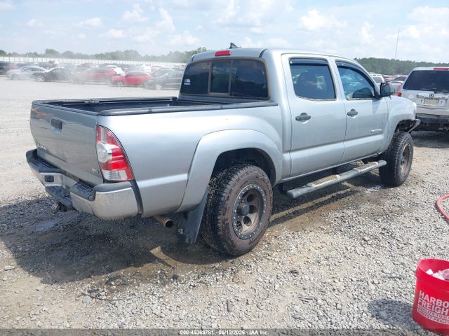 Toyota Tacoma Base V6 2015 3TMLU4EN4FM181705 Image 4