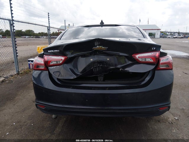 1G1ZE5ST2PF138507 Chevrolet Malibu Fwd 2lt