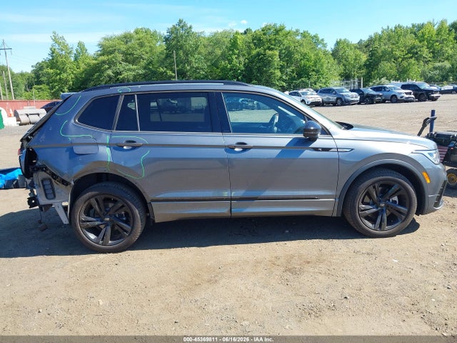 Продаж на аукціоні авто 2023 Volkswagen Tiguan 2.0t Se R-line Black, vin: 3VV8B7AX7PM127063, номер лоту: 45369811