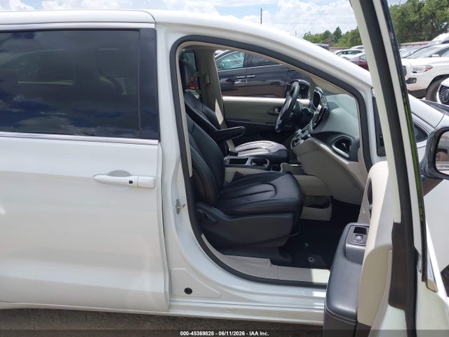45369828 :رقم المزاد ، 2C4RC1BGXRR116212 vin ، 2024 Chrysler Pacifica Touring L مزاد بيع