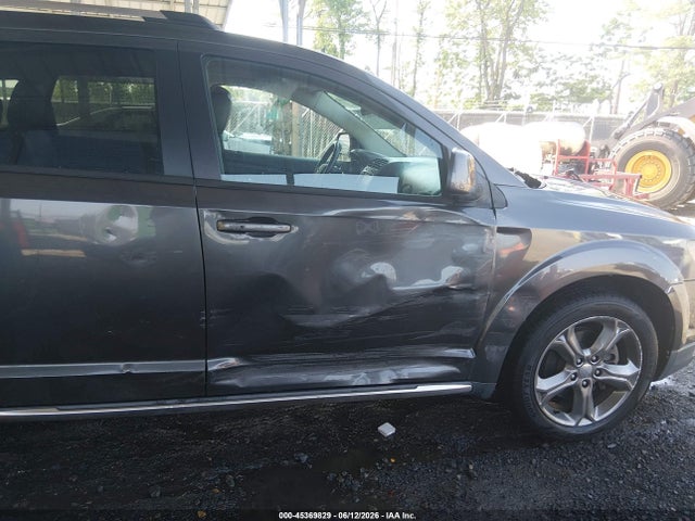 2015 Dodge Journey Crossroad მანქანა იყიდება აუქციონზე, vin: 3C4PDCGG0FT661613, აუქციონის ნომერი: 45369829